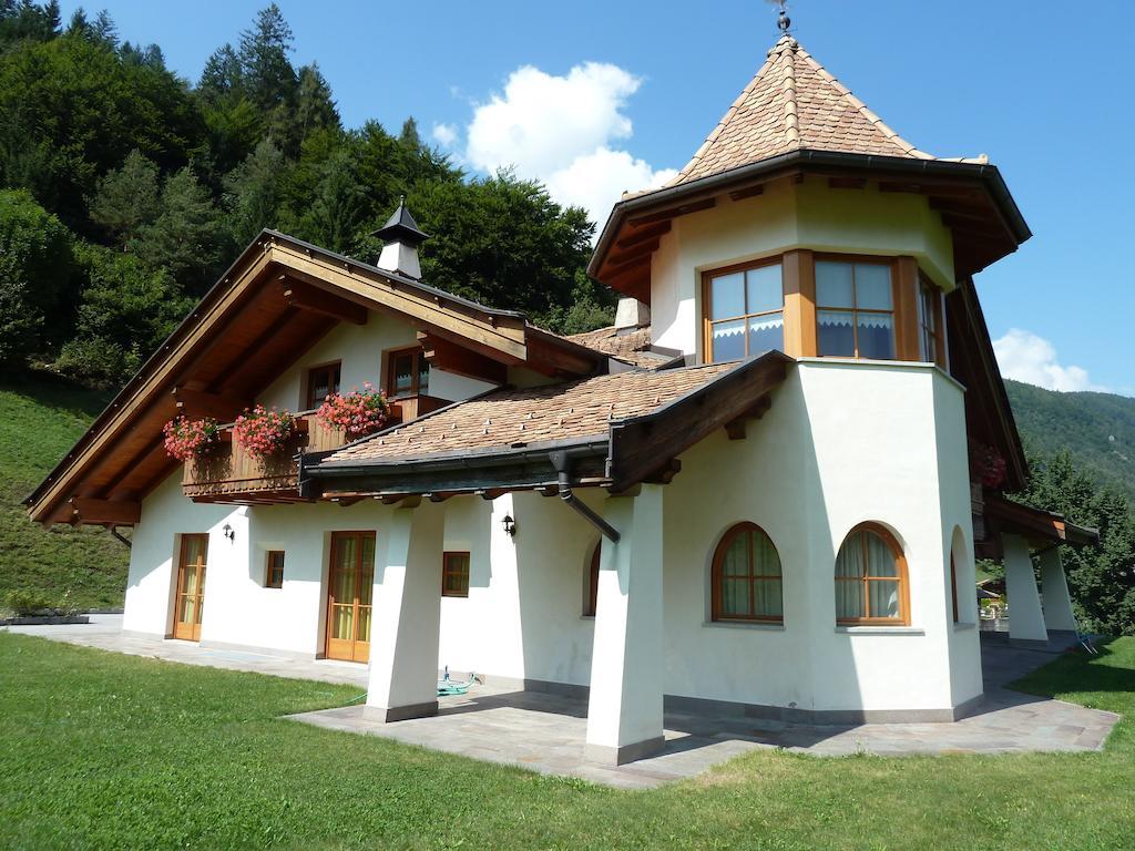 Bed and Breakfast Agritur Cornasest Breguzzo Exterior foto
