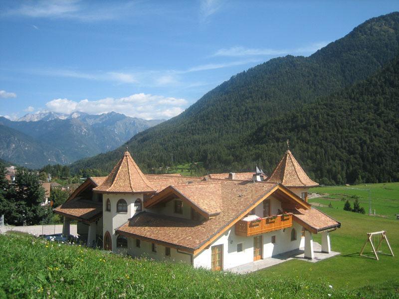 Bed and Breakfast Agritur Cornasest Breguzzo Exterior foto